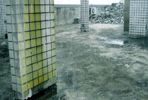 頂樓地板打除並清理乾淨