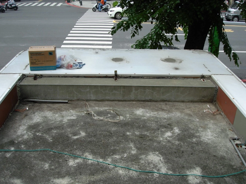 提款機上方滲漏水防水防漏施工前
